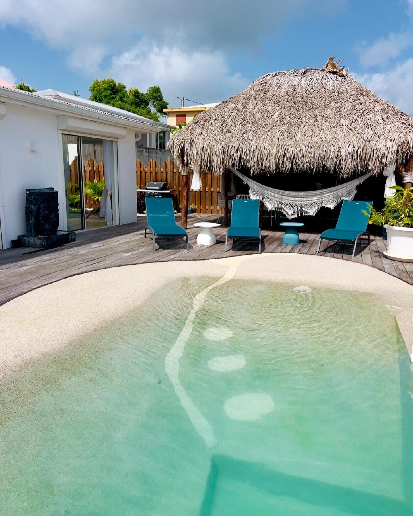 Villa Amaryllis luxueuse,piscine,vue mer,plage Sainte-Luce Extérieur photo